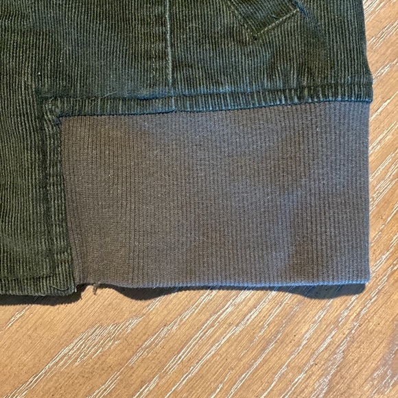 NECA Bella Swan Jacket - Picture 6 of 11